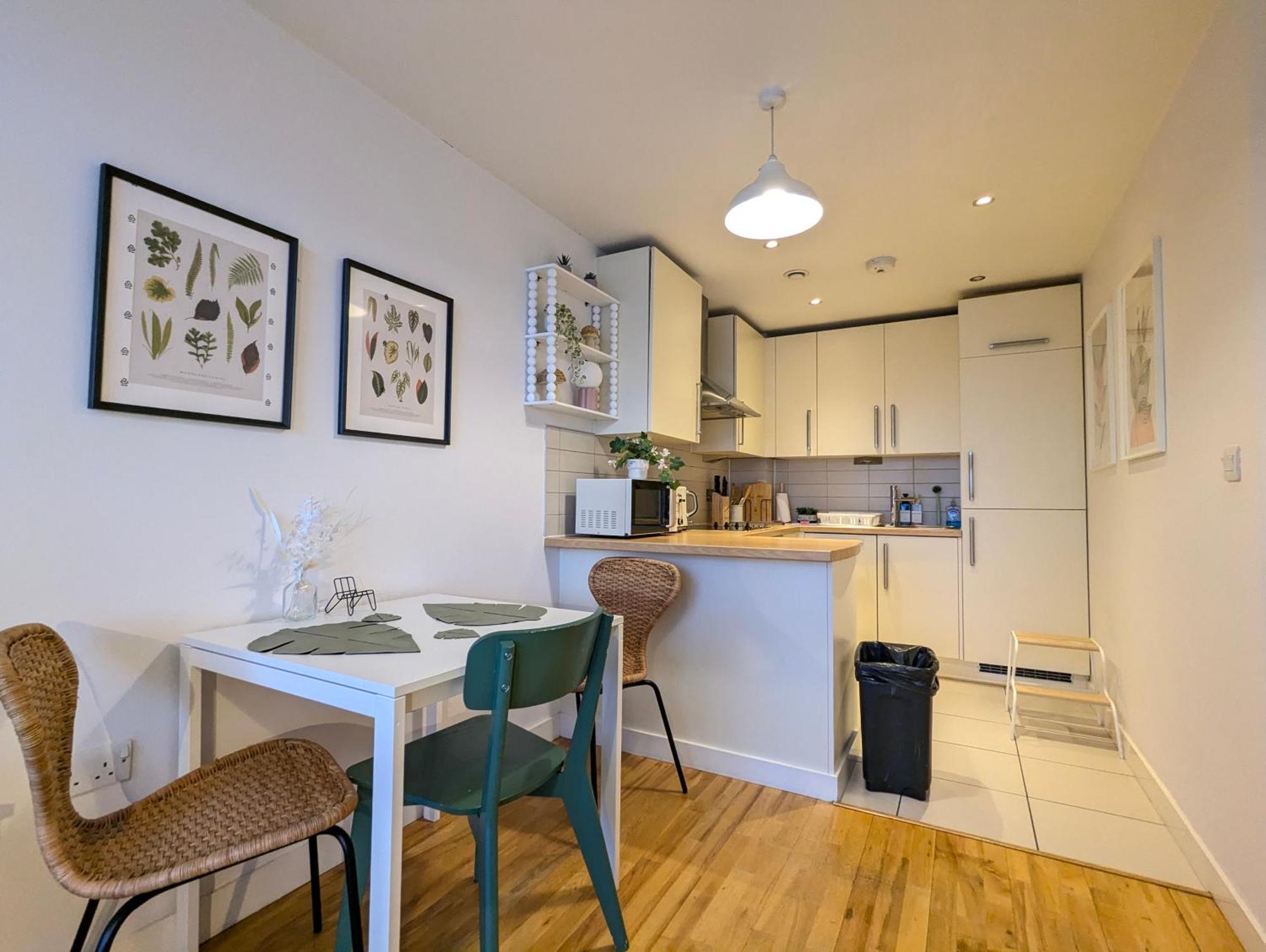 City Centre Morden 1-Bedroom Apt Near Dock Liverpool Bagian luar foto